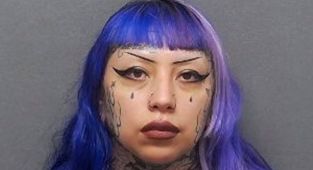 Mom bought ammunition for son as he planned 'mass violence' at school