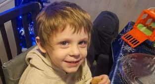 Mom's haunting on-camera plea after two young children both vanished