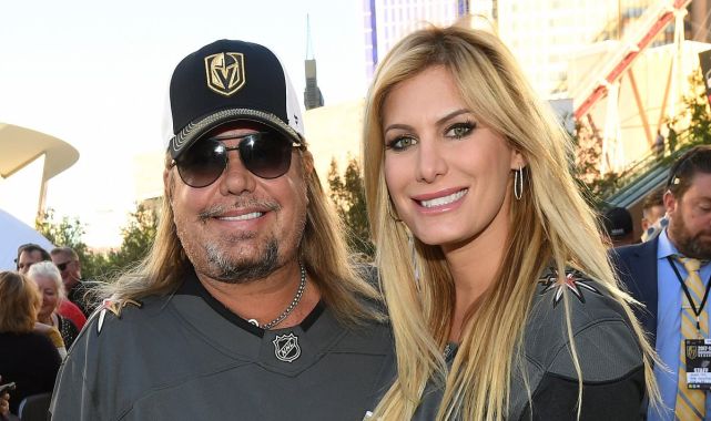 Motley Crue band member splits from girlfriend