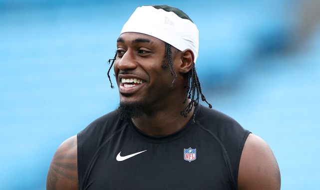 NFL star's insane body transformation leaves fans stunned