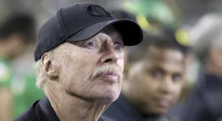 Nike founder Phil Knight reveals his stance on Trail Blazers takeover