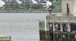 One dead in New York sewage-boat explosion on Hudson River