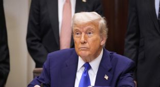 'One-sixth that price in Australia': Trump signs drug price order