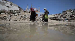 Palestinian author Mosab Abu Toha wins Pulitzer Prize for commentary
