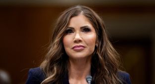 Palm Beach plastic surgeon reveals the secret behind 'Mar-a-Lago face'