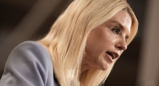 Pam Bondi reveals biggest fentanyl seizure in U.S. history