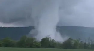 Rare phenomenon sweeps rural state leaving locals terrified