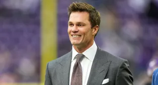Revealed: How Tom Brady lured Super Bowl champion to Raiders