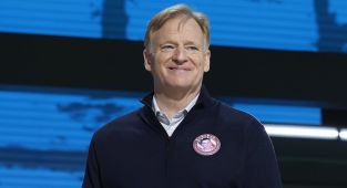 Roger Goodell stuns crowd during a reveal of Christmas Day games