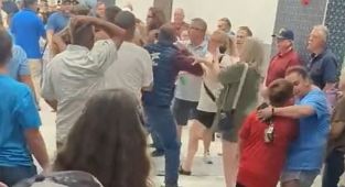 School choir performance EXPLODES into violent brawl between parents