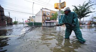 Scientists warn 34m Americans live in sinking cities