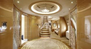See inside Trump's magnificent new Air Force One jet