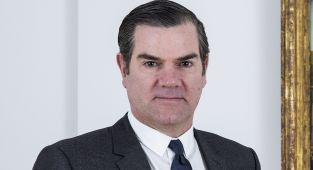 Shock move for museum boss who 'drunkenly stripped on plane'