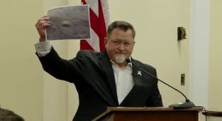Shocking truth behind UFO image released by Pentagon whistleblower