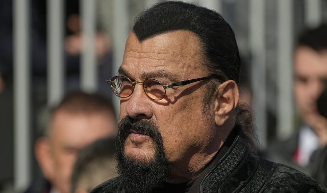 Steven Seagal shows off 400lb figure at Russia's Victory Day march