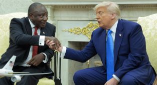 The body language behind Trump's ambush of South Africa's President