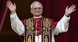 The new Pope's bling: Gold ring, luxury apartments and summer retreat