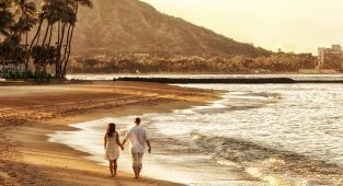 Top honeymoon destination is hit by highly contagious disease