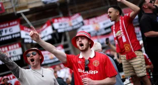 Tottenham vs Man United - Europa League Final live score and updates