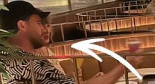 Travis Kelce and Taylor Swift spotted on date night in Florida