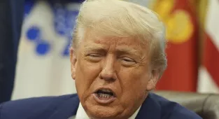 Trump demands 30-day 'unconditional' ceasefire between Russia, Ukraine