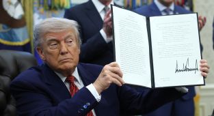 Trump insiders fury at Big Beautiful Bill market fallout
