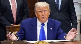 Trump puts his buddy on blast for being on the 'fat shot drug'