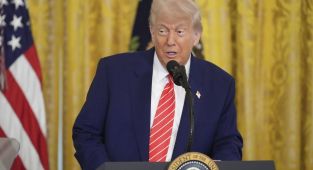 Trump says 'great progress made' between US and China 