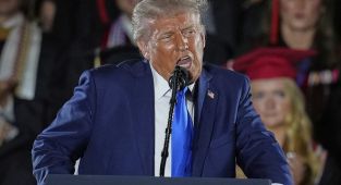 Trump says he's removing top Ivy League school's tax-exempt status