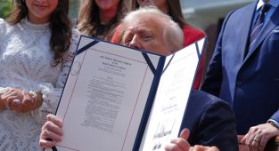 Trump signs bill outlawing ‘revenge porn’