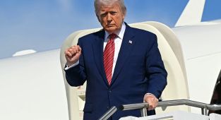 Trump wields the knife as he purges over 100 staffers from top agency