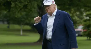 Trump's blistering 172-word Memorial Day takedown of Biden 'scum'