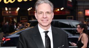 Truth behind CNN anchor Jake Tapper's hire of a 'crisis PR specialist'