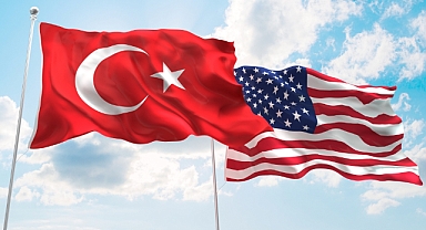 Türk bayrağı New York'ta bir kez daha göndere çekildi: Birlik ve beraberlik mesajı verildi