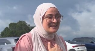 Turkish student seized screaming off street by ICE beams after release
