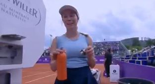 TV cameraman accused of 'wildly inappropriate' behaviour near Raducanu
