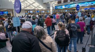 United Airlines suffers nationwide outage