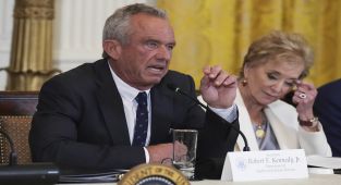 White House to amend flagship health report citing phantom studies