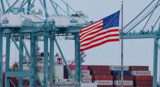 A port CEO panned Trump’s tariffs. Then a Chinese envoy’s wife sent praise