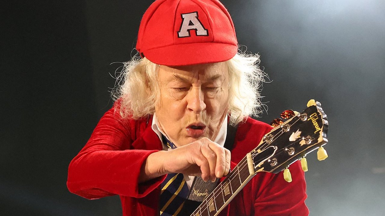AC/DC fans slam the band for lacklustre performances: 'Time to retire'