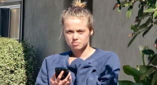 Angelina Jolie's daughter Shiloh, 18, looks just like dad Brad Pitt