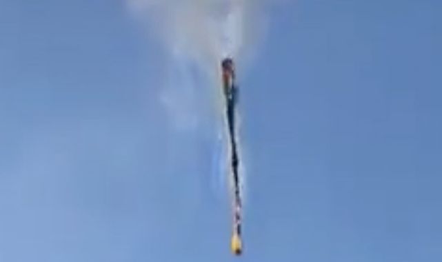 At least eight people die as hot-air balloon bursts into flames