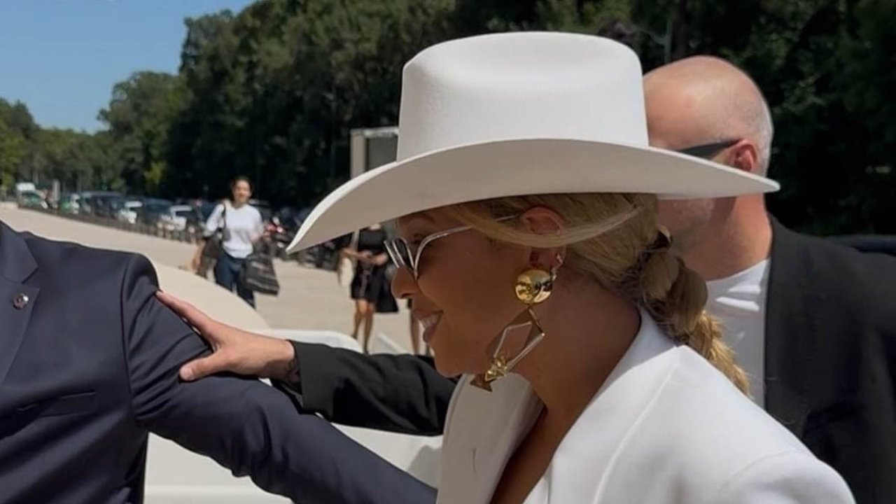 Beyonce embodies country chic at Louis Vuitton foundation in Paris