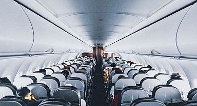 British Airways uçağında şok: Kabin görevlisi tuvalette çıplak yakalandı