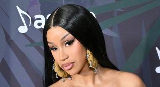 Cardi B nearly spills out of VERY low-cut dress after slamming Offset