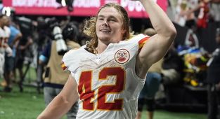 Chiefs star leaves fans stunned with photo of his terrifying pet