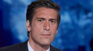 David Muir fans stunned to learn anchor's real age