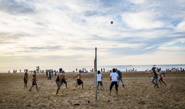 Deadly waterborne bacteria reaches dangerous levels at popular beaches