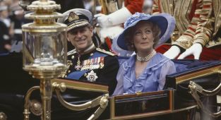 Diana's rocky bond with her mother and the 'terrible' letdown
