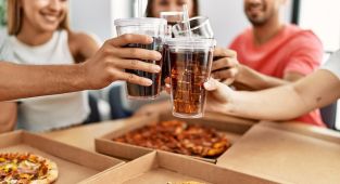 Diet soda linked to disease that kills 100,000 Americans each year